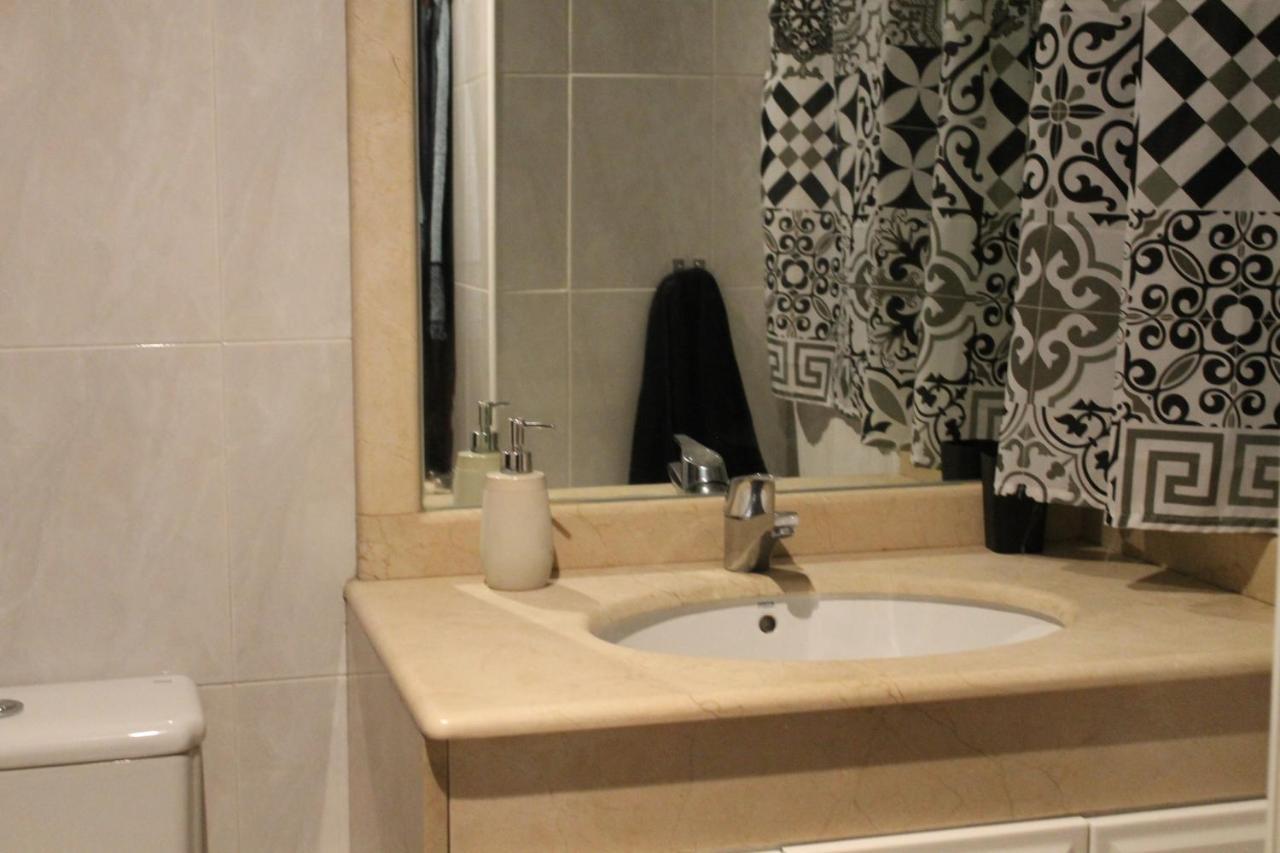 Duplex Amplio,Parking Wifi, 2 Terrazas, Bien Conectado Con Playas, Zona Segura Daire Vigo Dış mekan fotoğraf